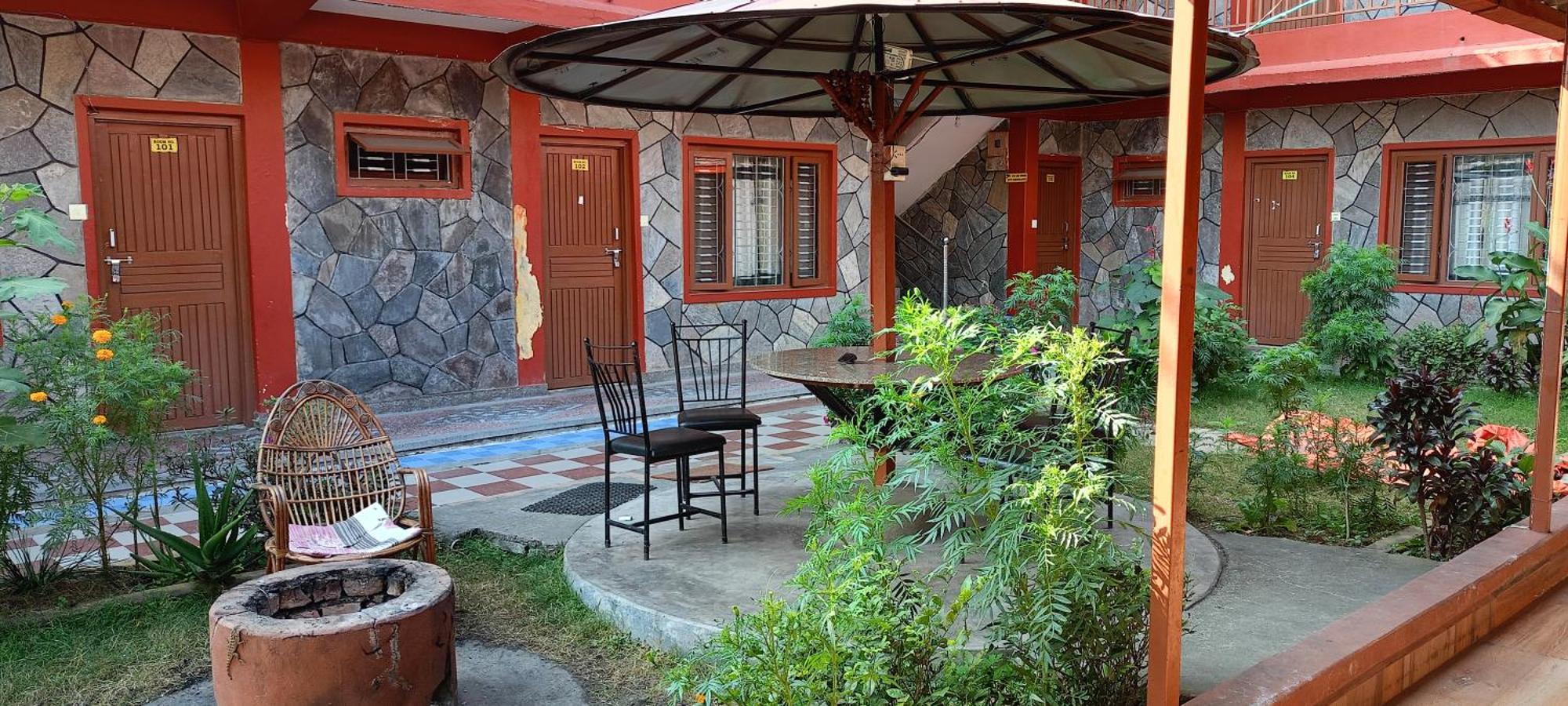 Pokhara Metro Eco Hotel Exterior photo