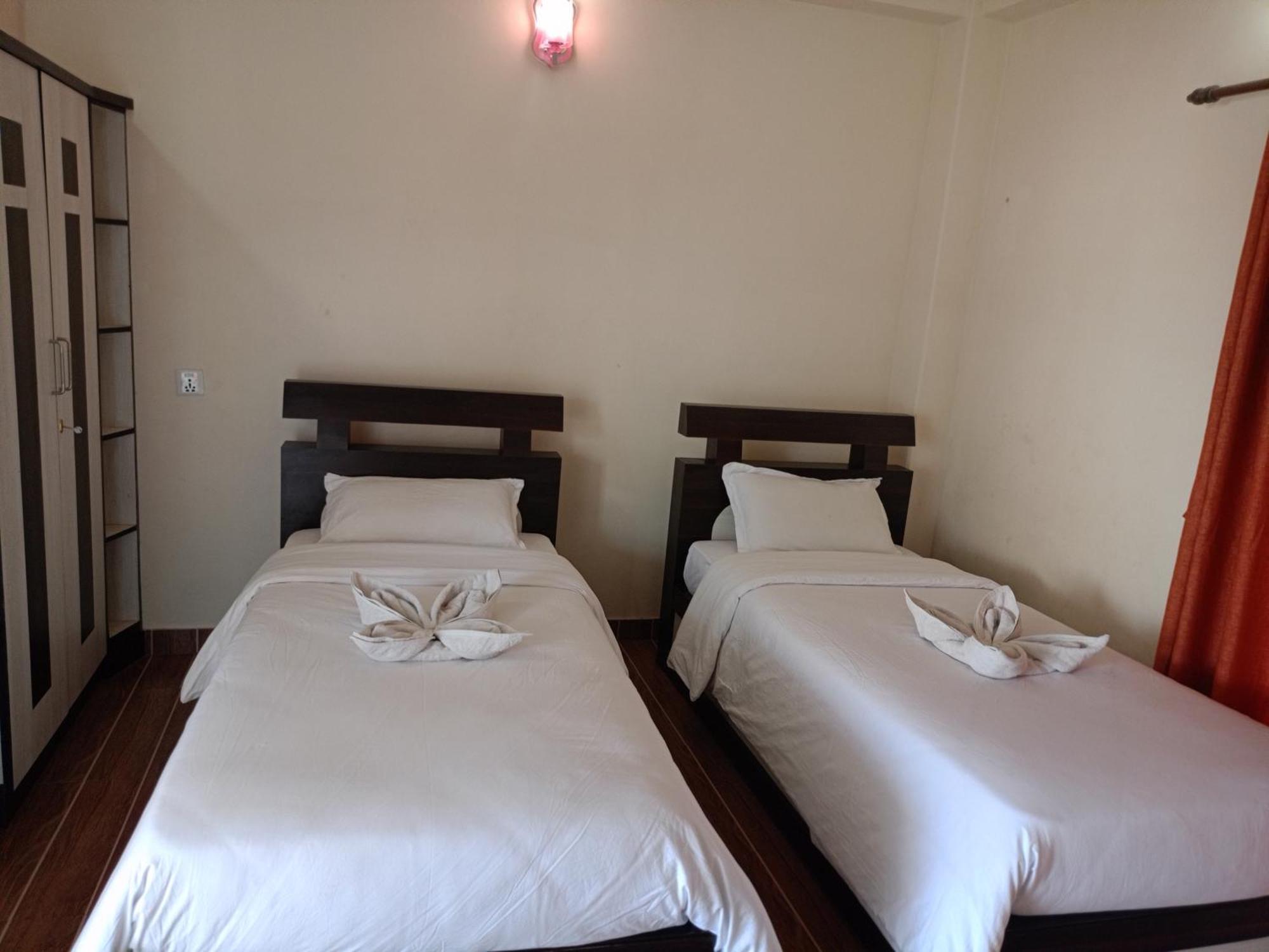 Pokhara Metro Eco Hotel Exterior photo