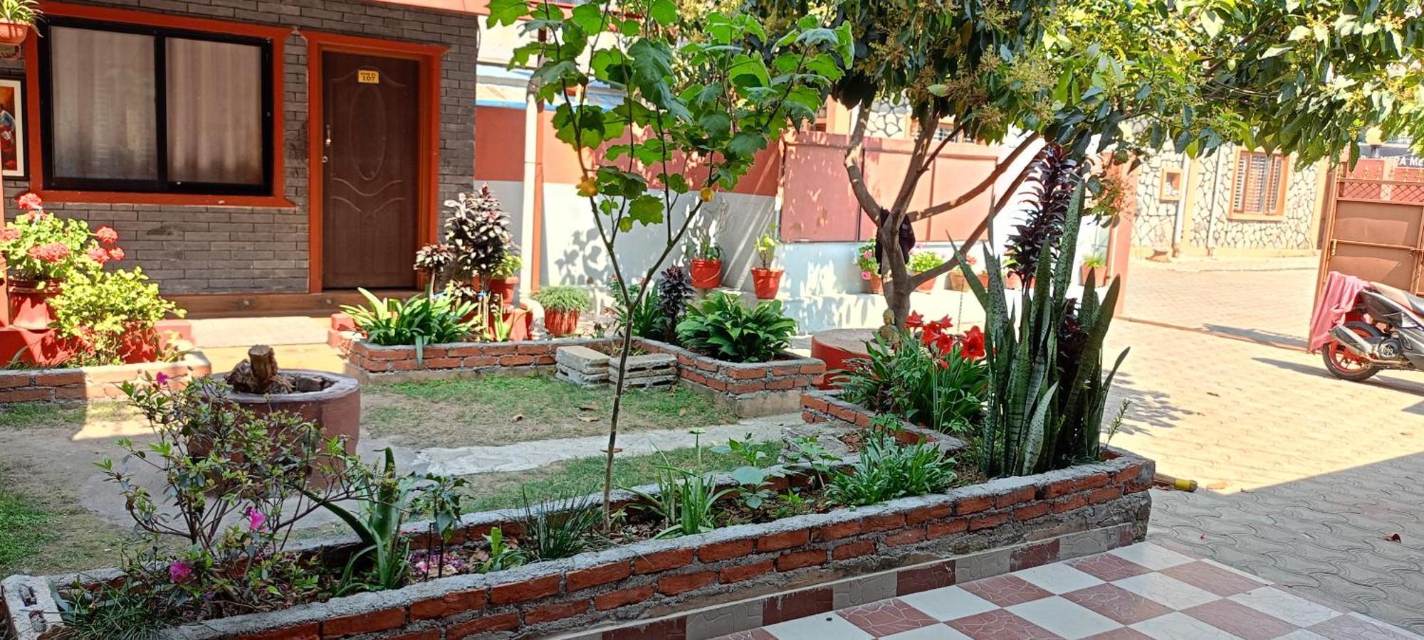 Pokhara Metro Eco Hotel Exterior photo
