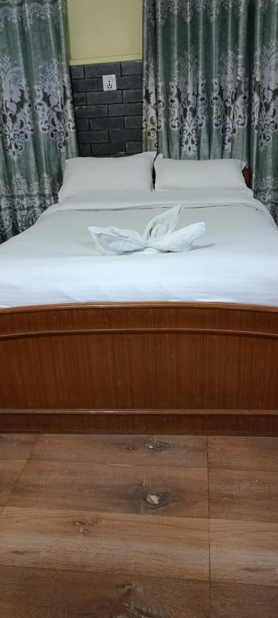 Pokhara Metro Eco Hotel Exterior photo